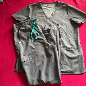 Graphite Gray Figs Set Size M/T